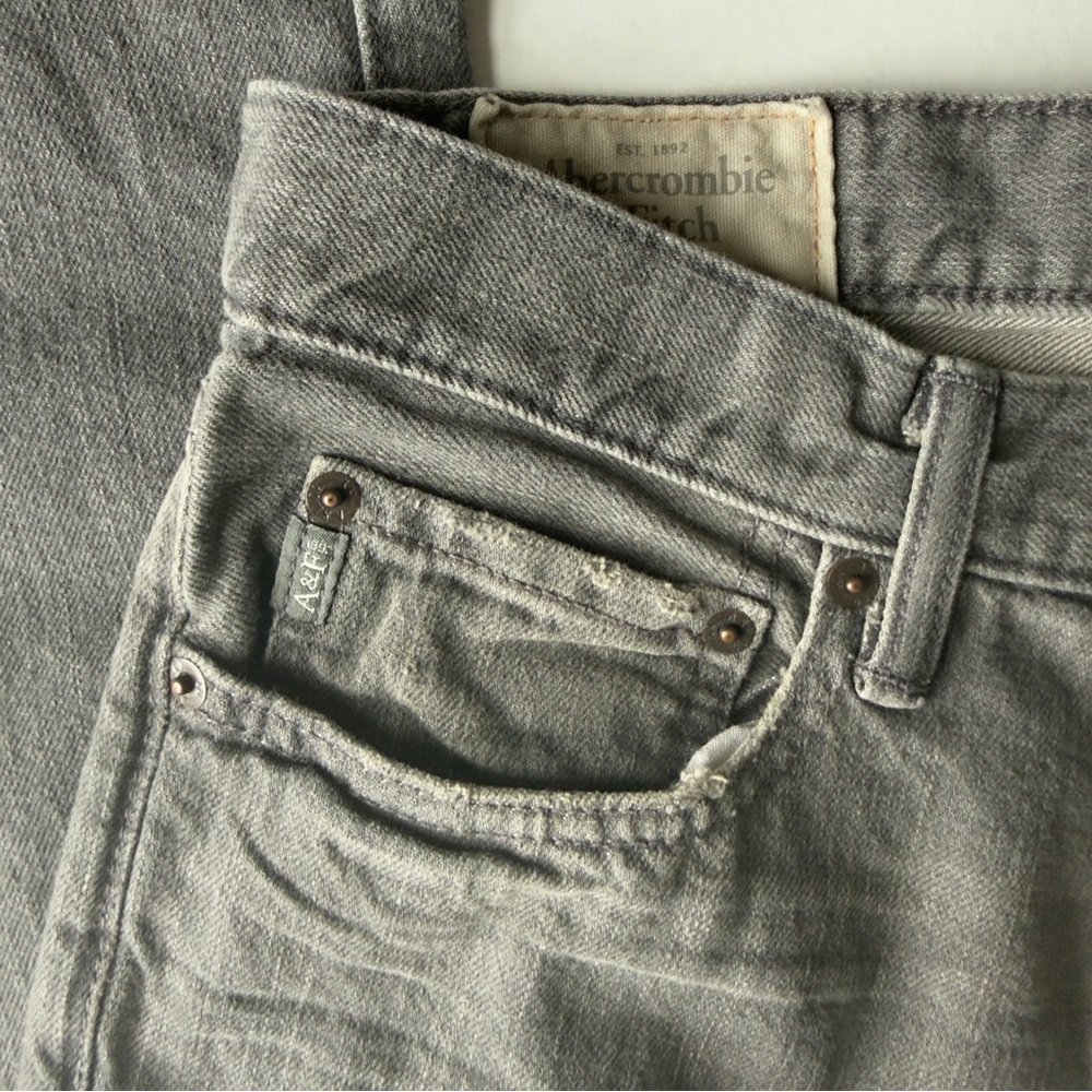 Abercrombie & Fitch Men’s Classic Jeans 31x32 Gray - Picture 4 of 7
